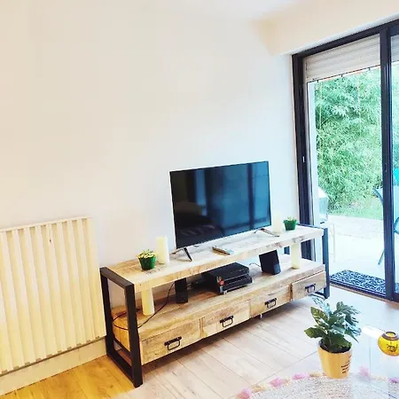 Garden Flat In * Канны