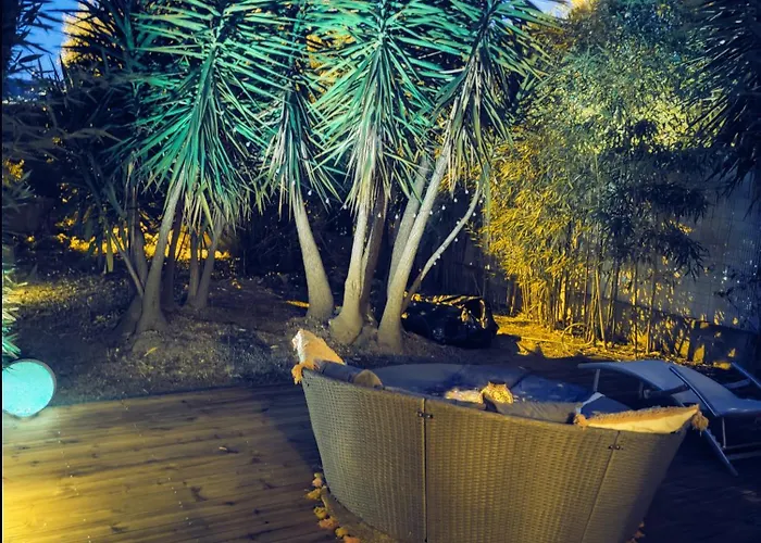 شقة Garden Flat In كان